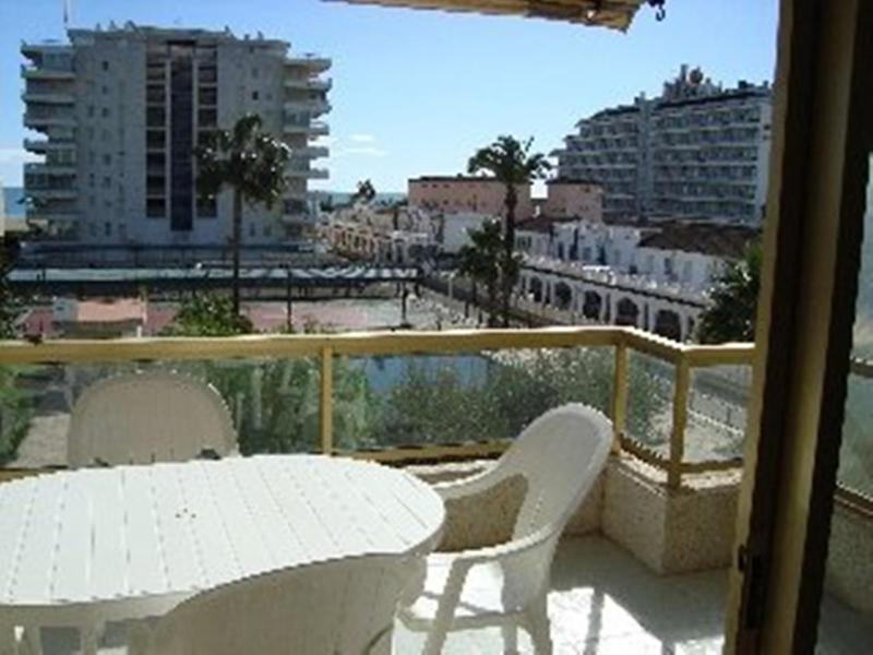 Apartamentos Mediterraneo Пеньискола Экстерьер фото